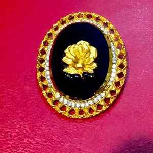 Vintage resin and rhinestone rose brooch